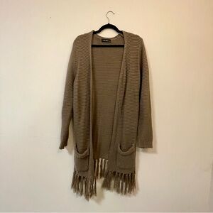 Cozy Brown Open-Front Sweater with Fringe